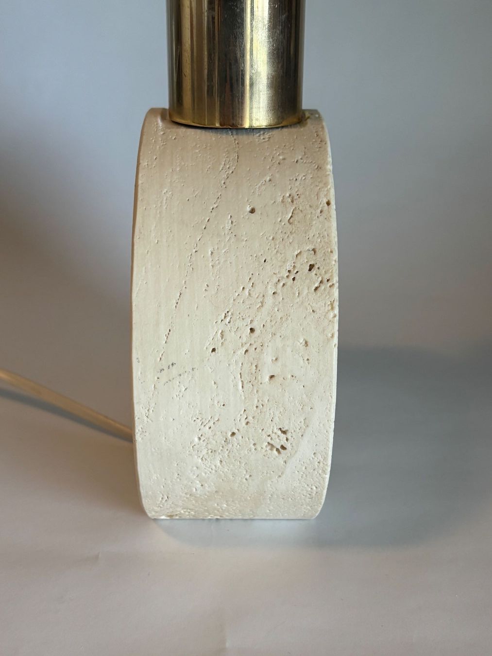 Lampade: Fratelli Manelli Travertin Lampe Designklassiker – Usato da rotkreuz venduto da baudisch 2