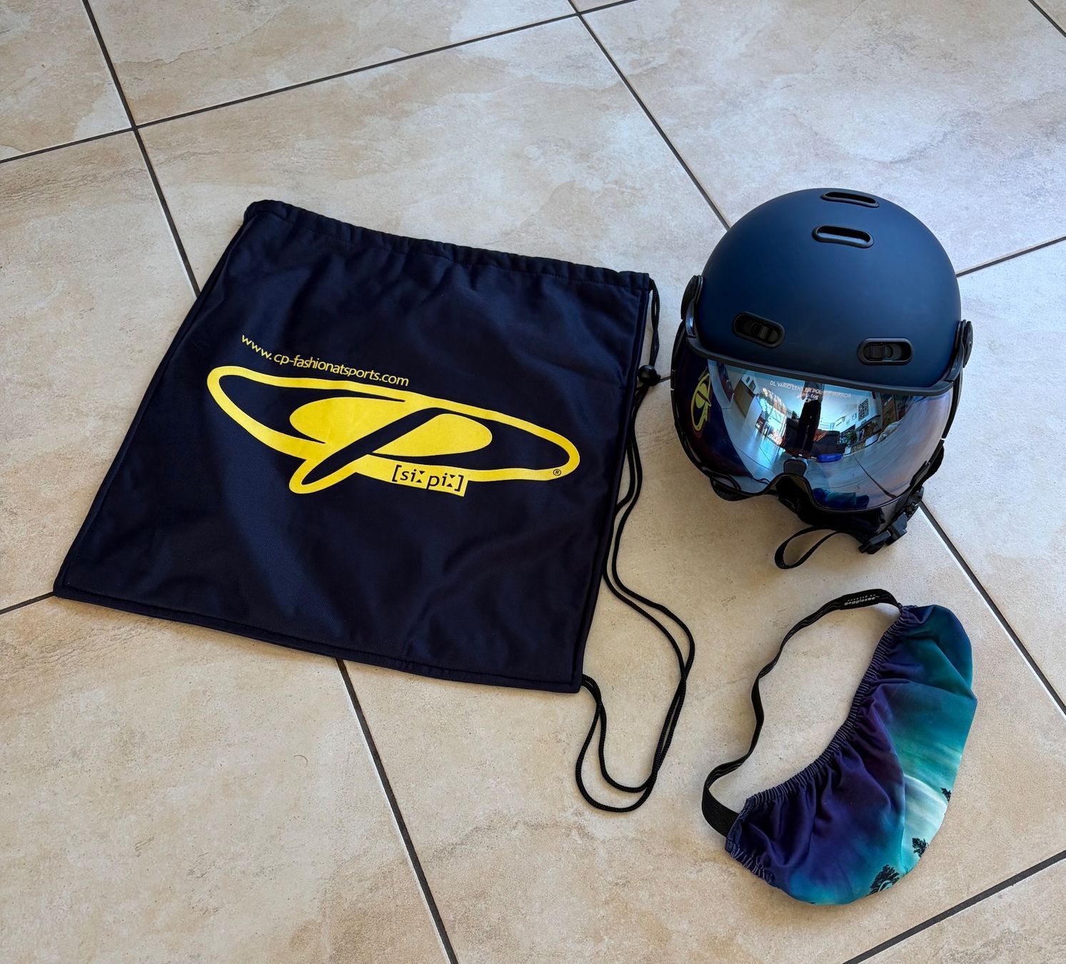 CP Caschi: Skihelm mit Visier Dunkelblau, cp premium helmets ag – Usato da Brüttisellen venduto da Fabiii.st 1
