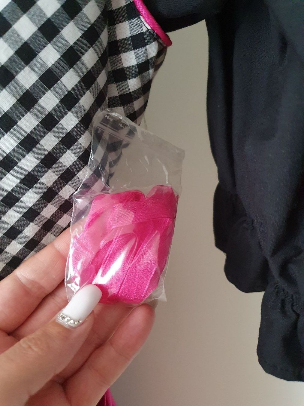 Kleider: NEUES Dirndl inkl. Bluse Gr. 50 – Neu und originalverpackt aus Zweidlen von Shubli 2
