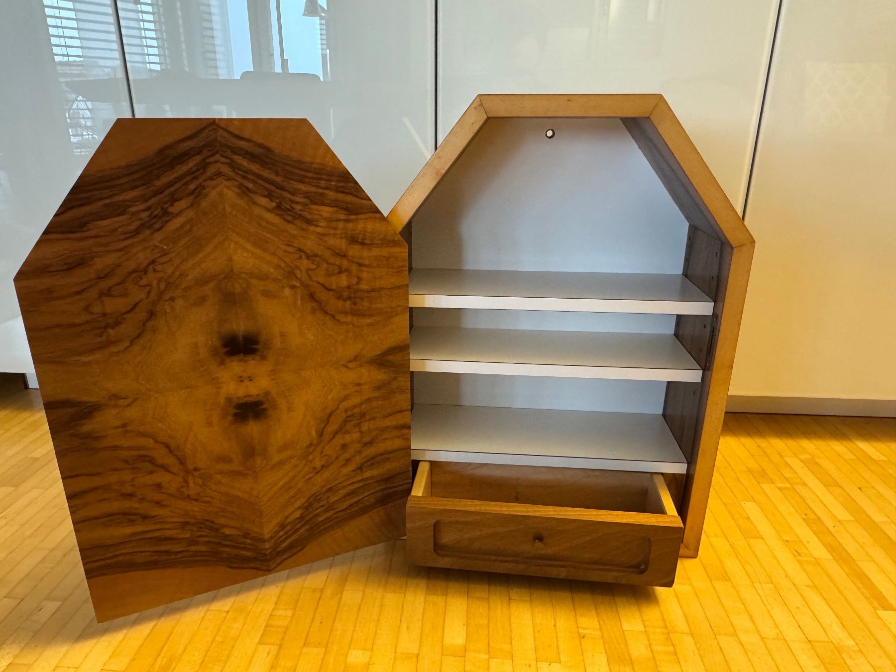 Armadi: Apothekenschrank – Usato da Kestenholz venduto da cvx_889vv 1