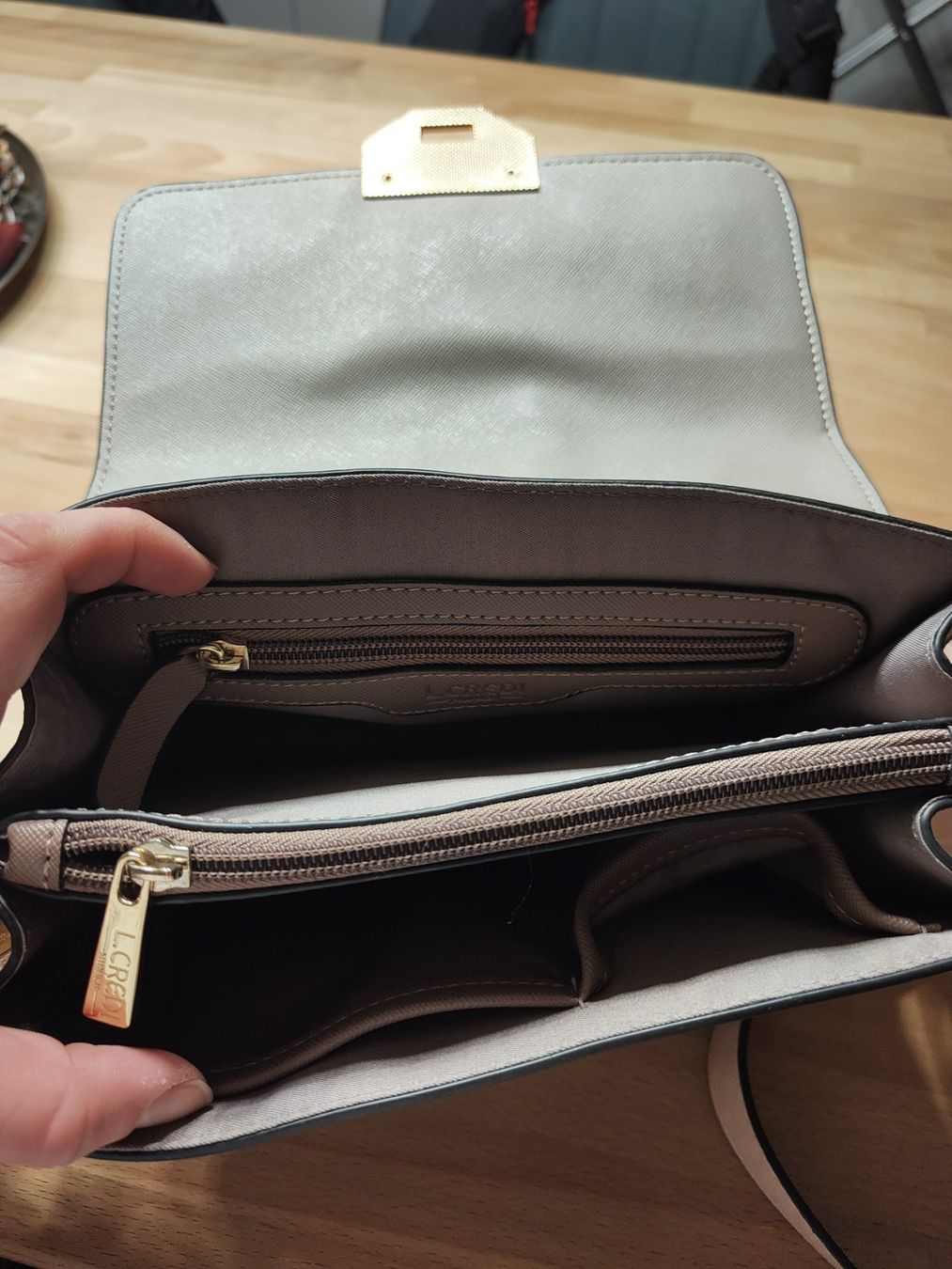 L.Credi Taschen für Damen: L. Credit Umhängetasche – Gebraucht aus Arbon von karolina_frank 1