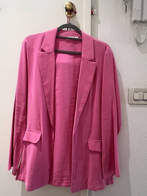 Jacken: Blazer Rosa – Gebraucht aus Tenero von loa_7m8d 1