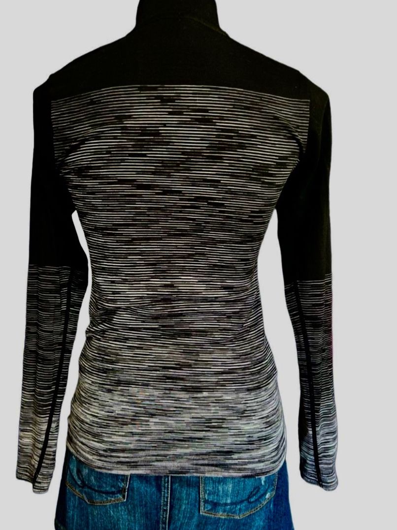 Craft Pullover & Sweatshirts: Craft Pull – Gebraucht aus Vuisternens-Romont von gol_xp6p 3
