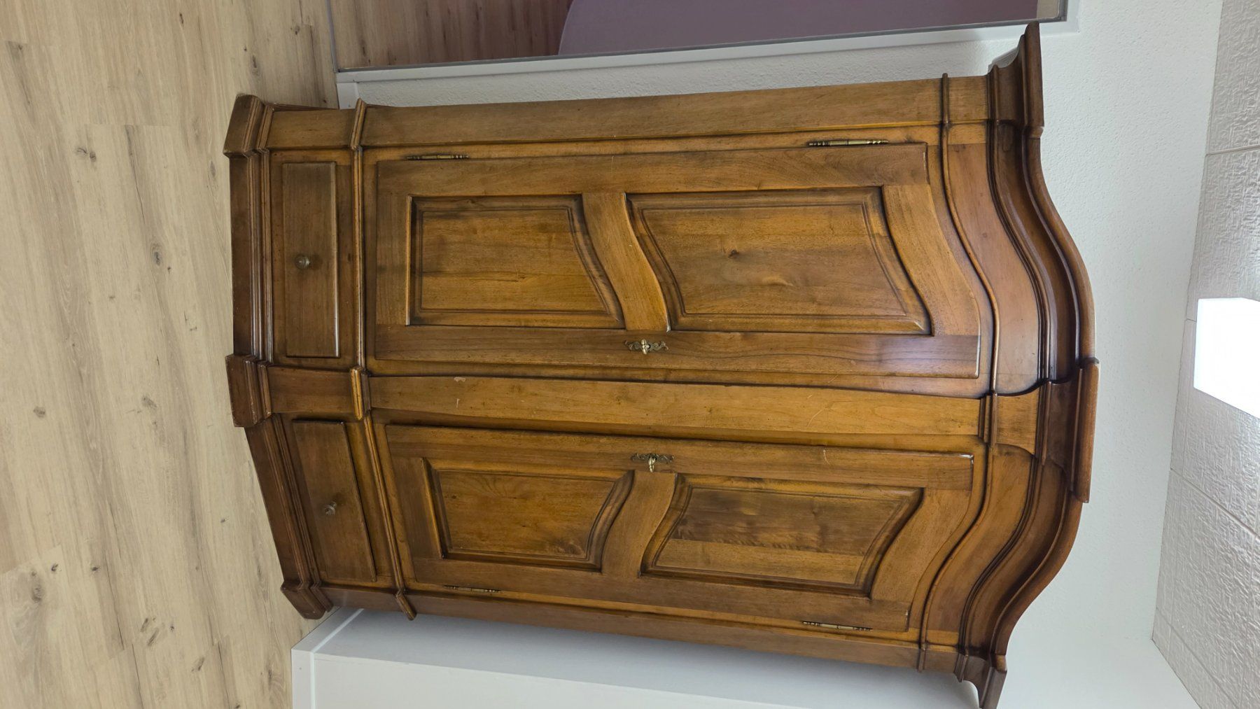 Armadi: Schrank Echtholz Antik B160xT60xH188 – Usato da Niederrohrdorf venduto da Danse01 1