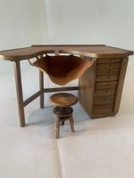 Établi de joaillier miniature bois avec tabouret