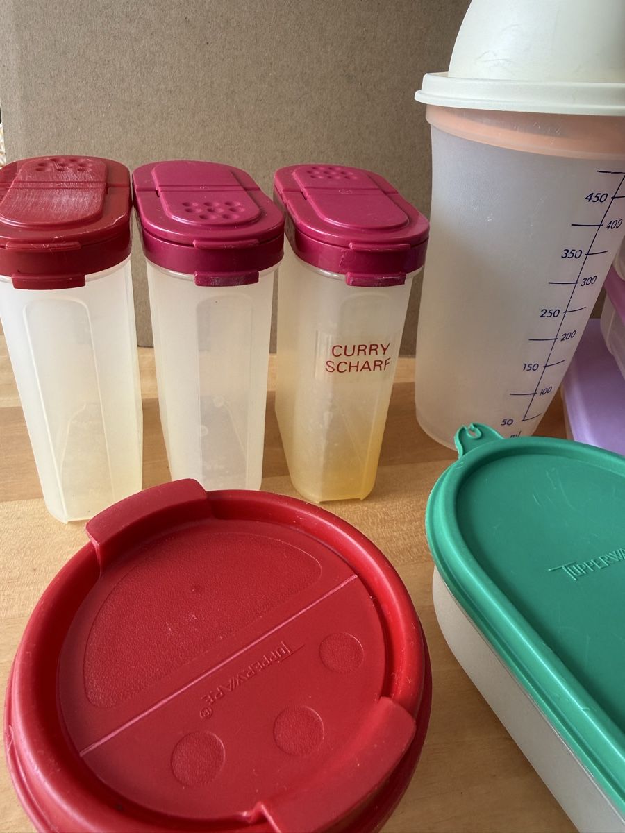 Tupperware Behälter & Ähnliches: Tupperware Vorratsbehälter Set gemischt – Gebraucht aus Mettmenstetten von _4_YOU_ 2