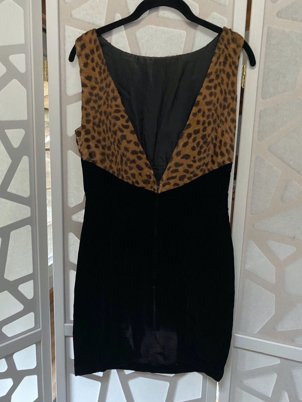 Vestiti: Jolie mini robe en velours. XS – Usato da Grund b. Gstaad venduto da PlageNeige 3
