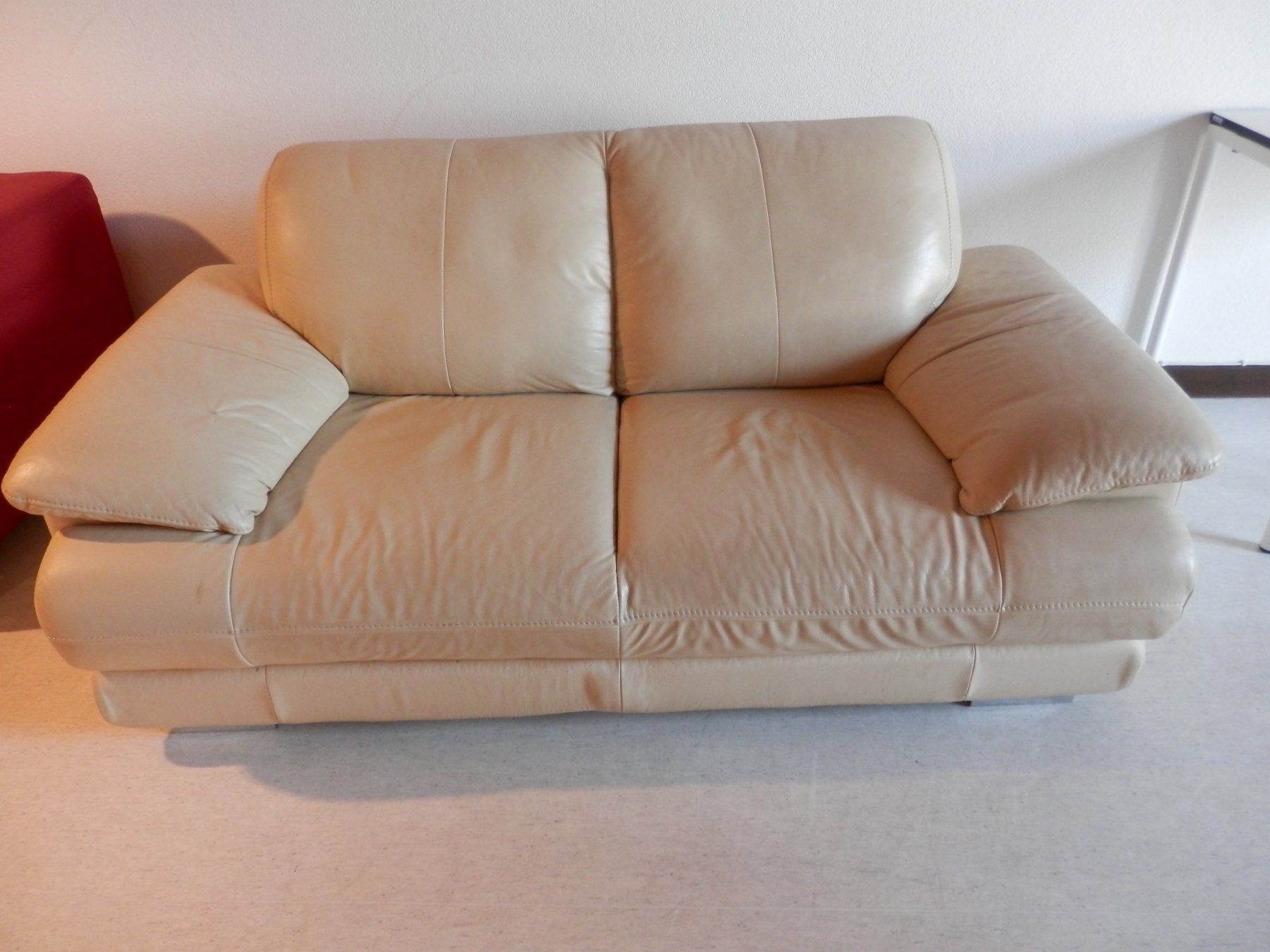 Sofas: Sofa Leder beige – D'occasion à Mönchaltorf par roo_tq9q