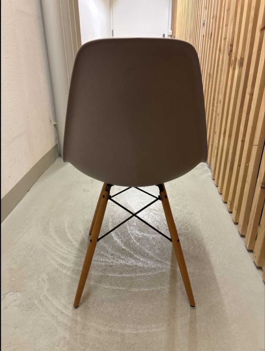 Vitra Stühle: Eames Plastic Side Chair | DSW Vitra – Gebraucht aus Küsnacht ZH von JessicaZ23 2