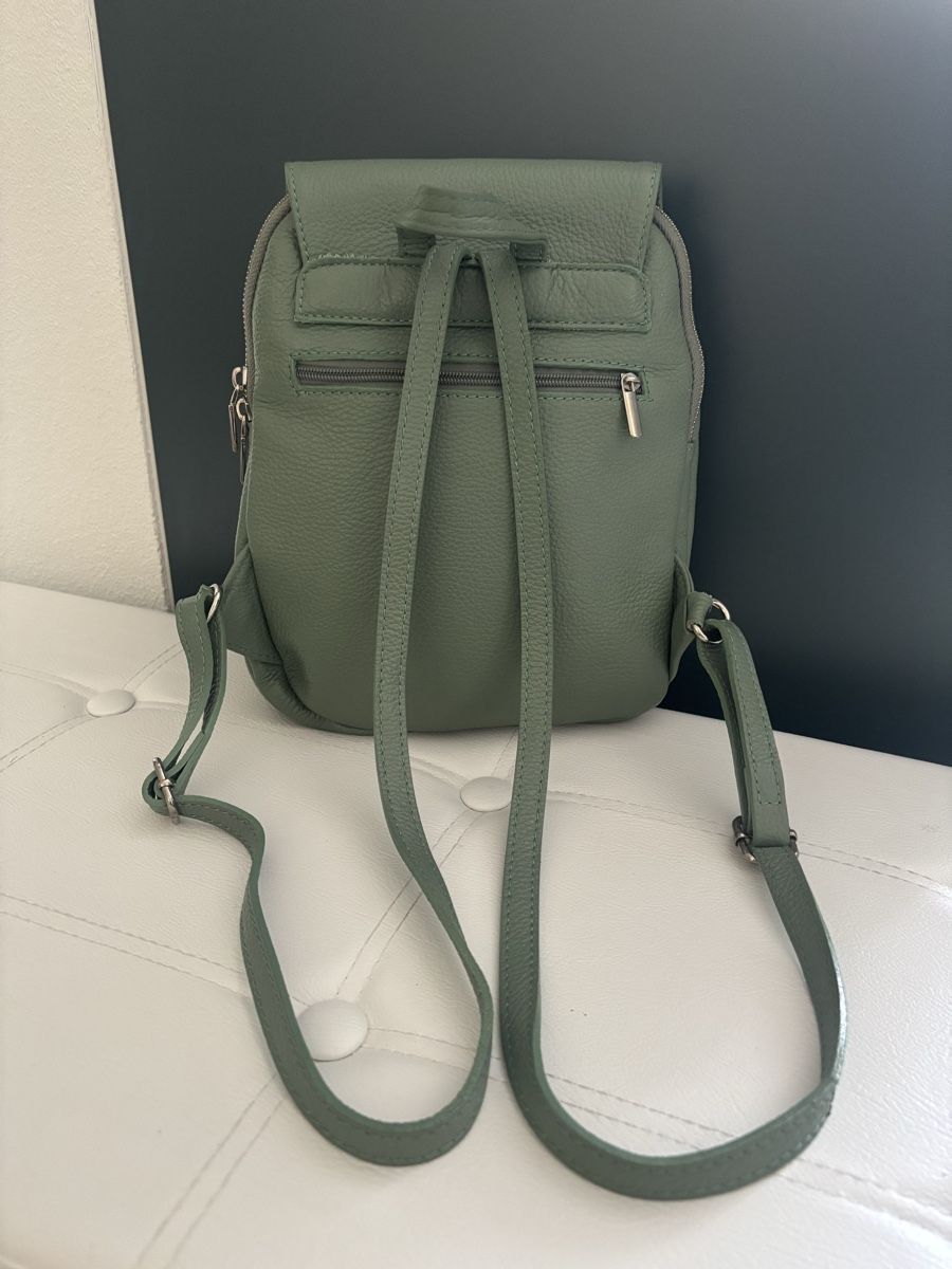 Sacs à dos: Echtleder Rucksack, Versand möglich – D'occasion à Rheinfelden par Jeva-Anna 6