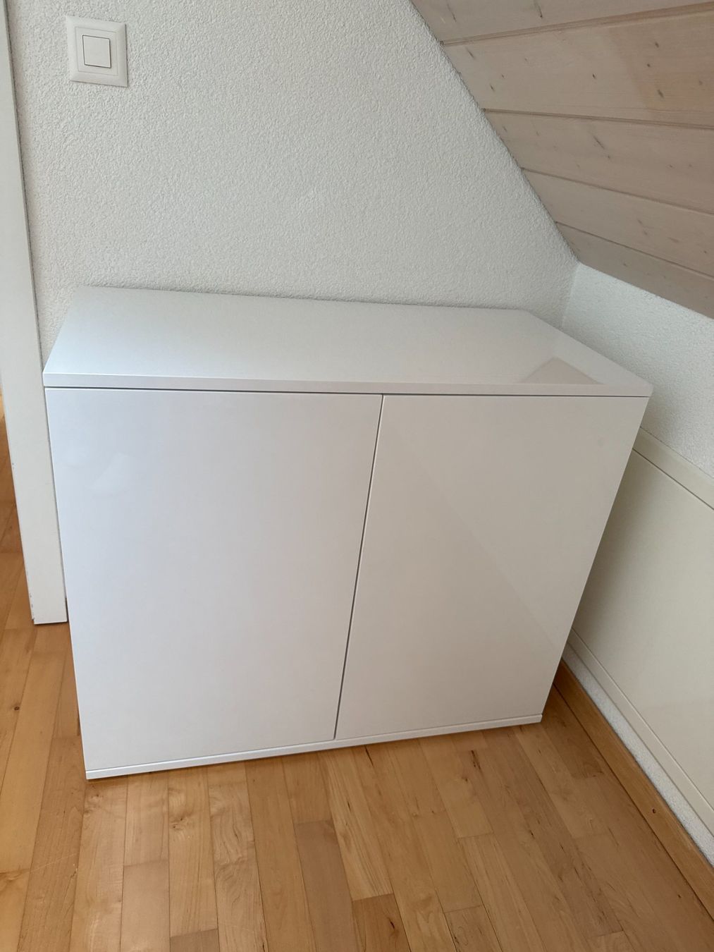Cassettiere: IKEA meuble blanc 2 portes – Usato da Echandens venduto da car_625s