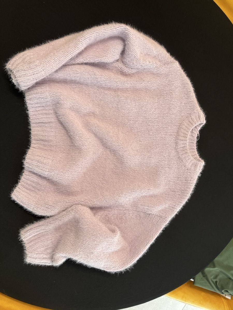 Pull&Bear Pullover & Sweatshirts: Pull&Bear pull mauve texturé coupe courte taille M – Gebraucht aus Courtételle von ann_57c2 2