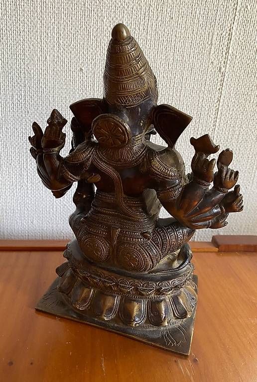 Sculture & Statue: Ganesha Statue – Usato da Wald ZH venduto da iml_5pqn 3
