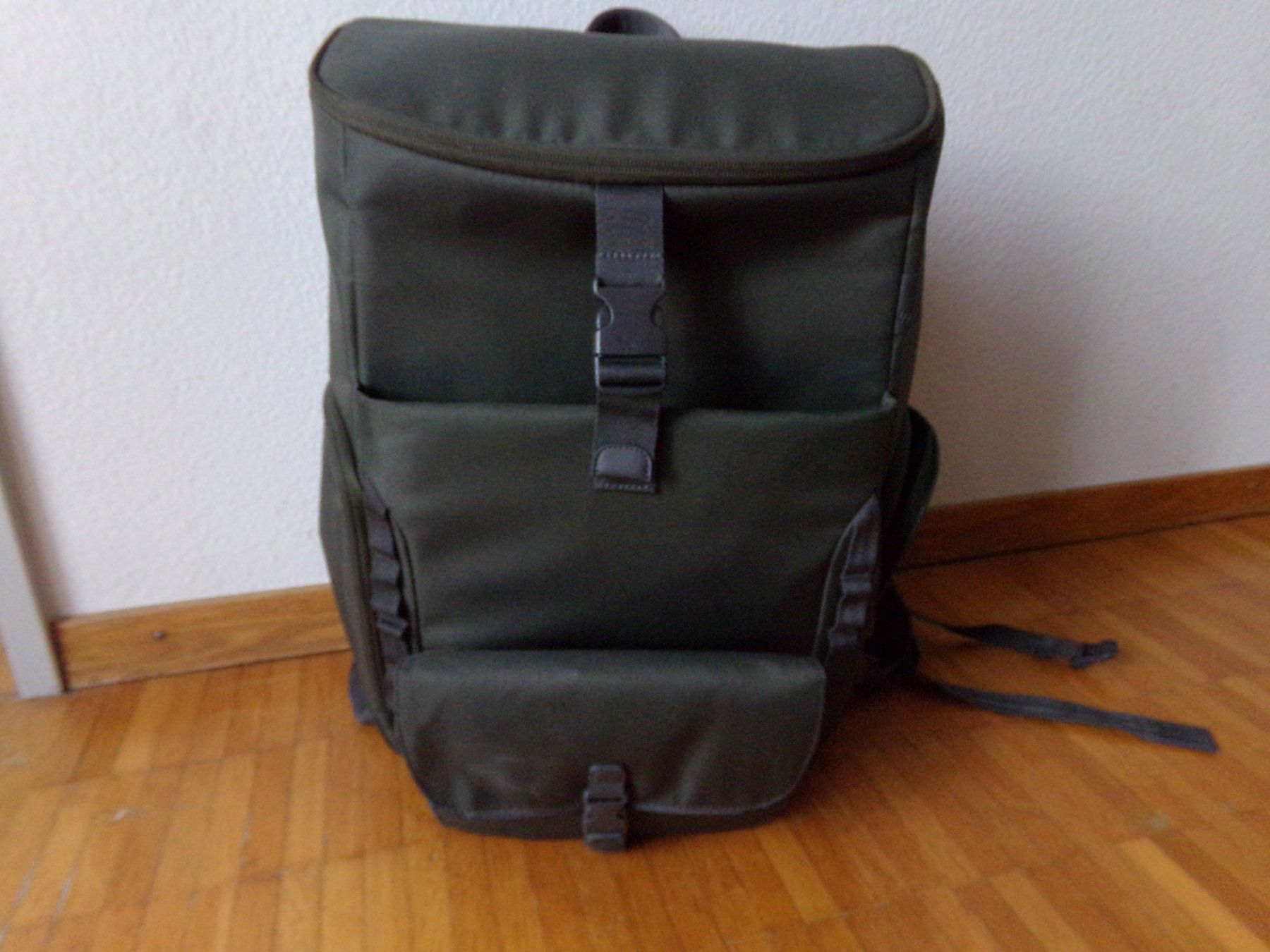 Zaini: Laptop Rucksack grün-grau  hp – Usato da Winterthur venduto da Jessi_di