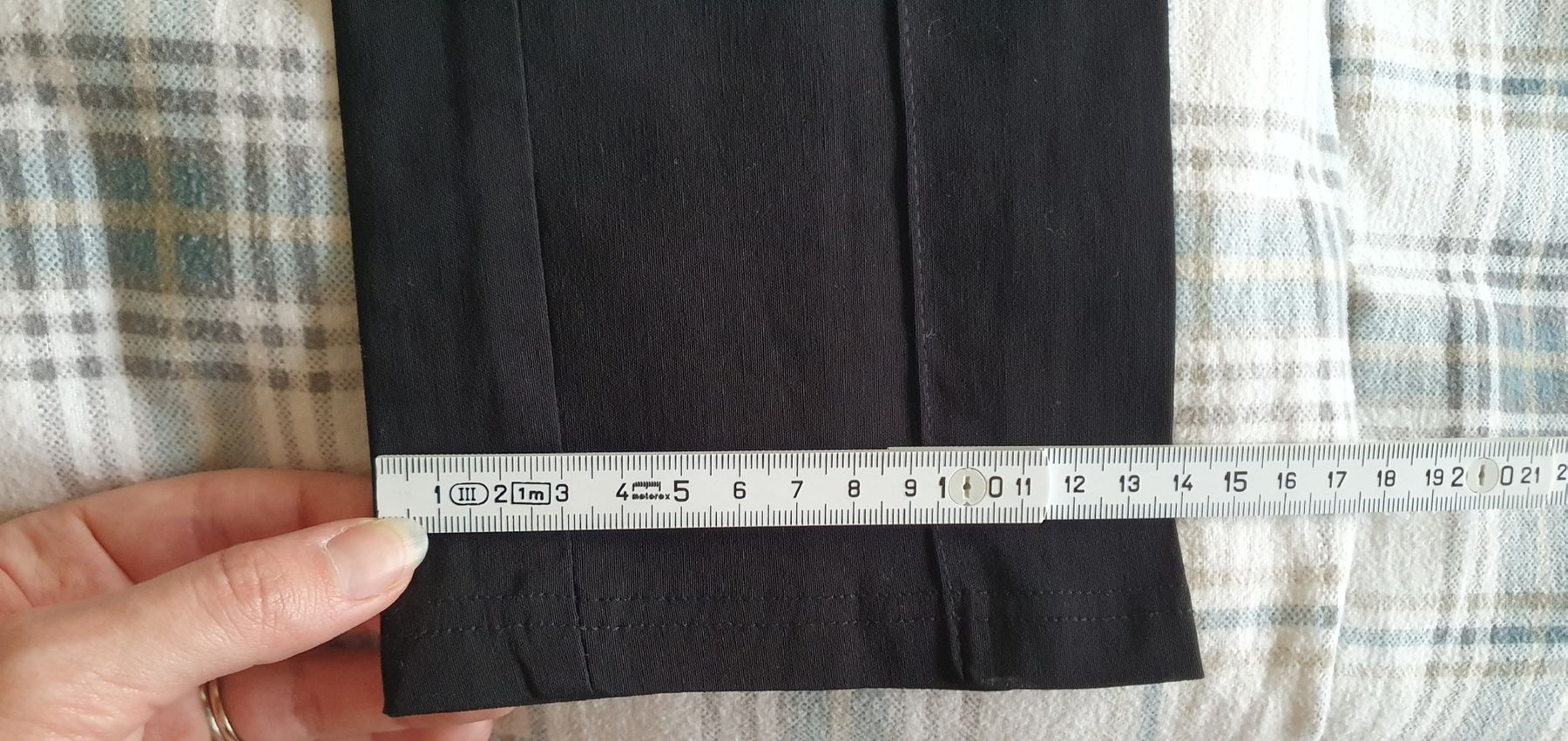 Pantaloni: 2x Schwarze Hose, Gr. 34/XXS – Usato da Bern venduto da fede736 7