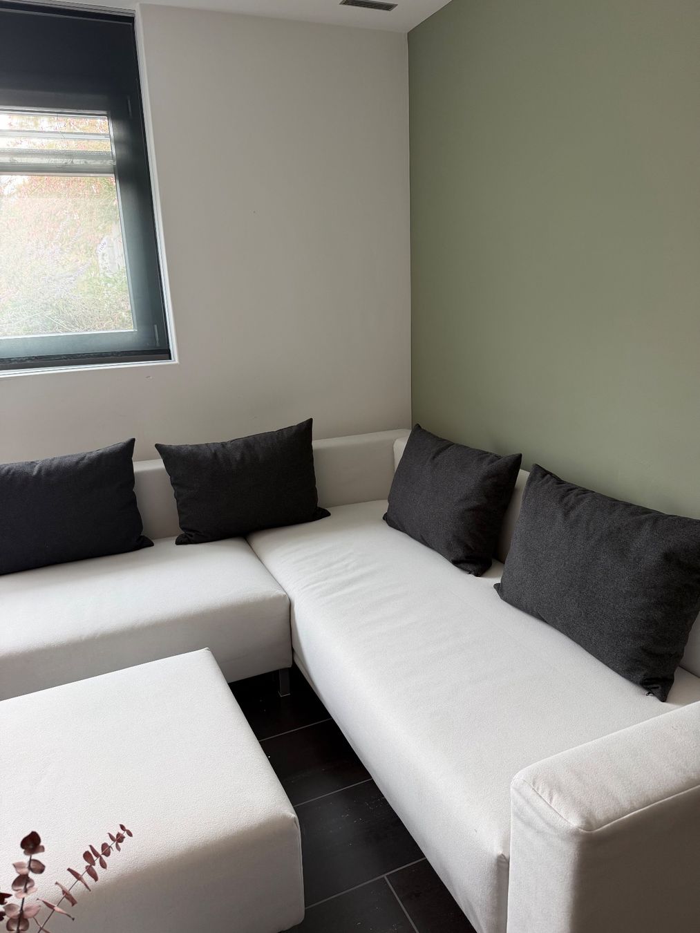 Divani: Ecksofa / Schlafsofa mit Hocker – Usato da Hedingen venduto da mon_br7r