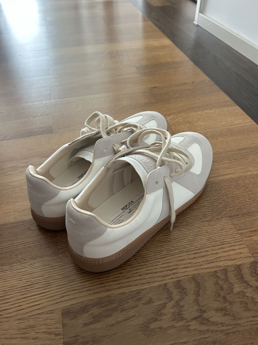 Scarpe da uomo: Weisse Sneakers – Nuovo (secondo la descrizione) da Zürich venduto da yaraboner 2