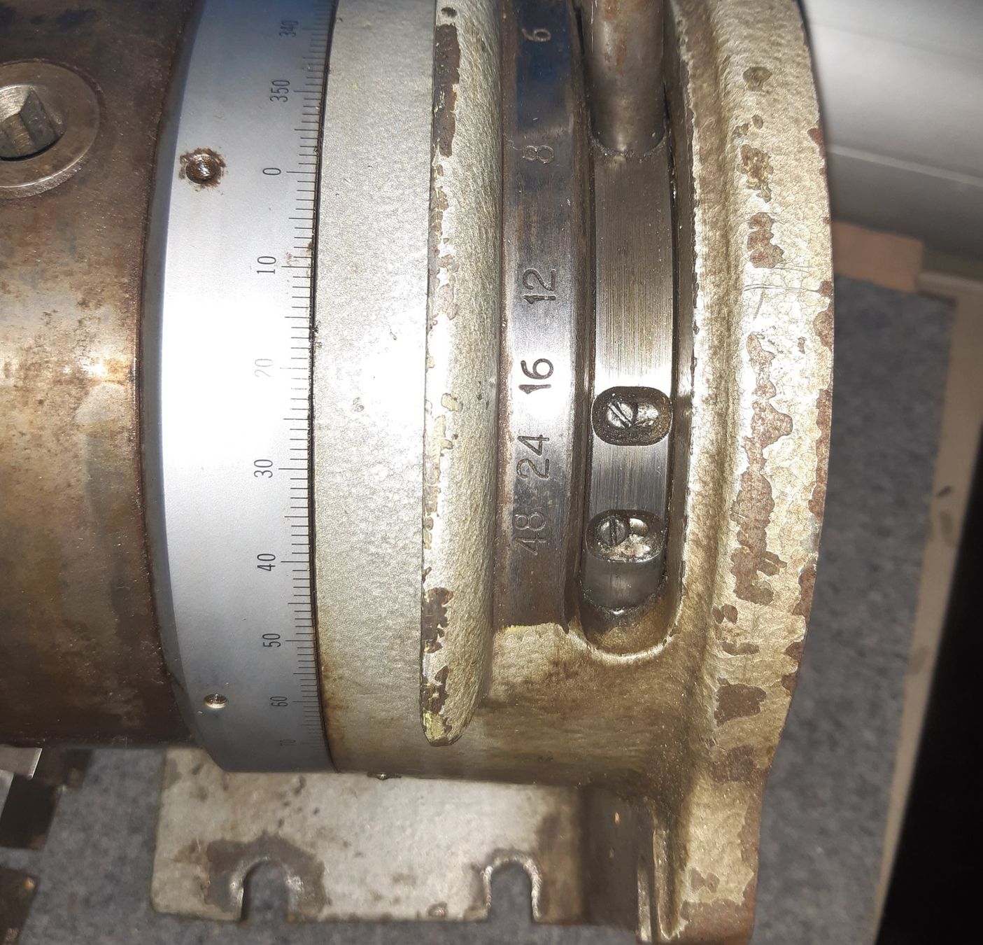 Reishauer Tutti gli attrezzi: Teilapparat mit Reishauer Dreibackenfutter inkl. Wechselback – Usato da Lohn-Ammannsegg venduto da Molch7 7