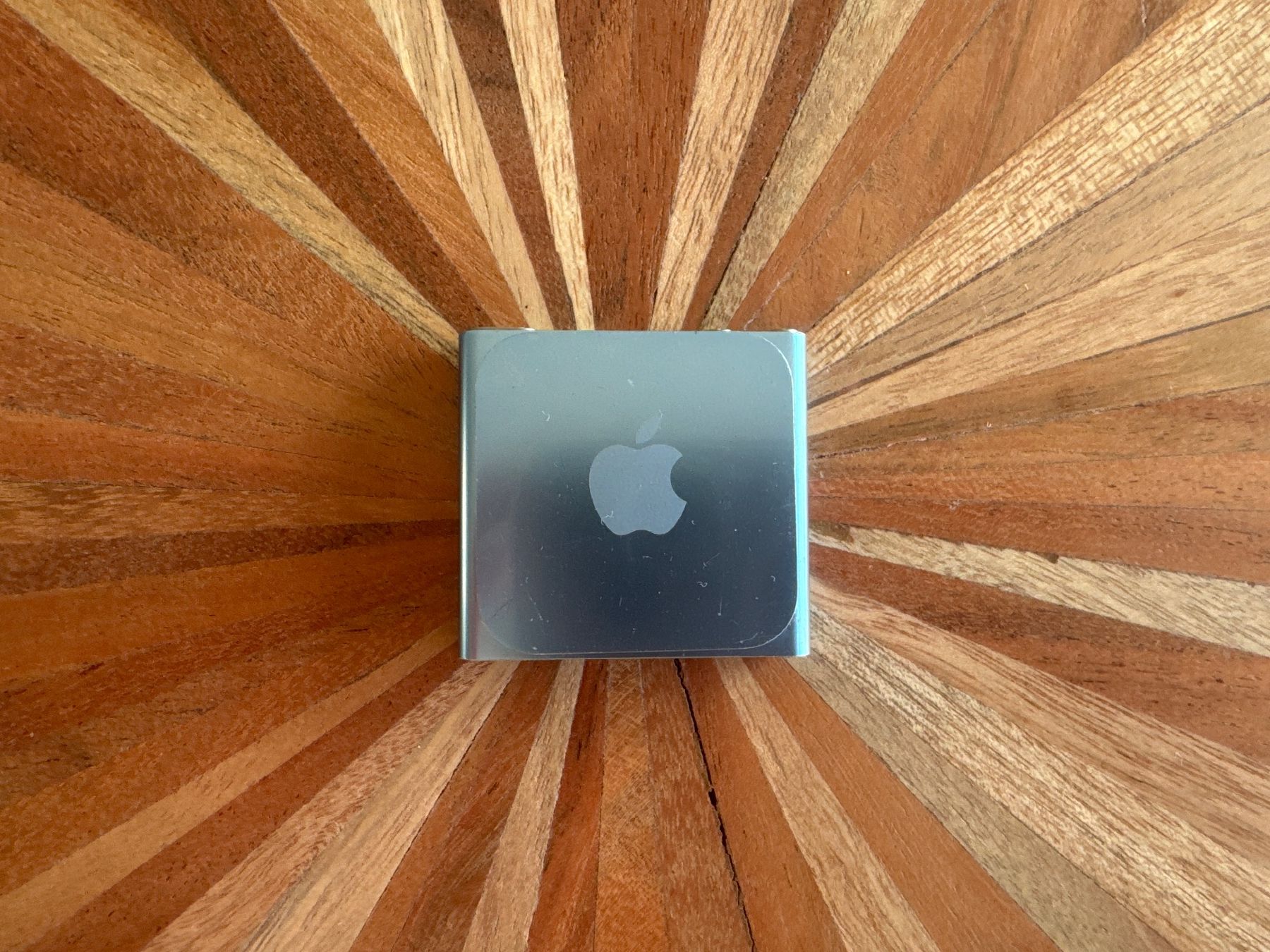 Apple Lecteur media portable: iPod nano 6 Silber 8GB mit Ladekabel – D'occasion à St. Gallen par hae_6rmh 3