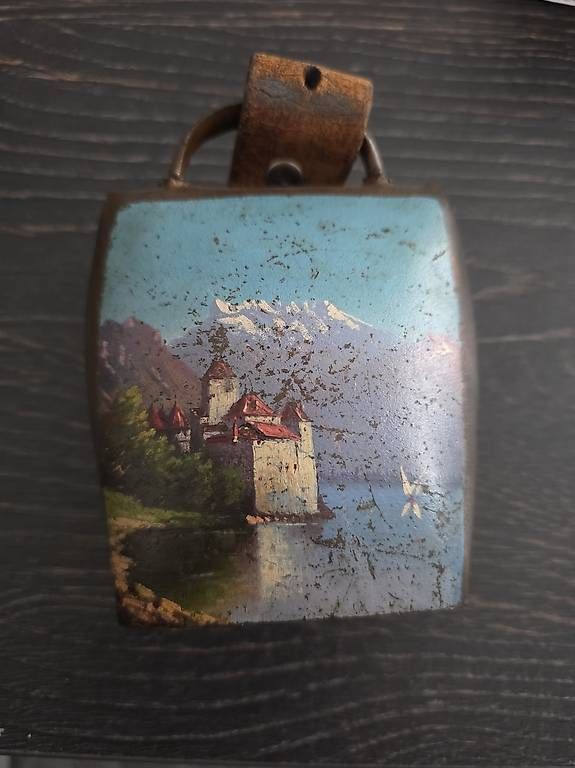 Glocken & Treicheln: Handbemalte Schweizer Glocke (Château de Chillon) – Gebraucht aus Basel von han_swq7