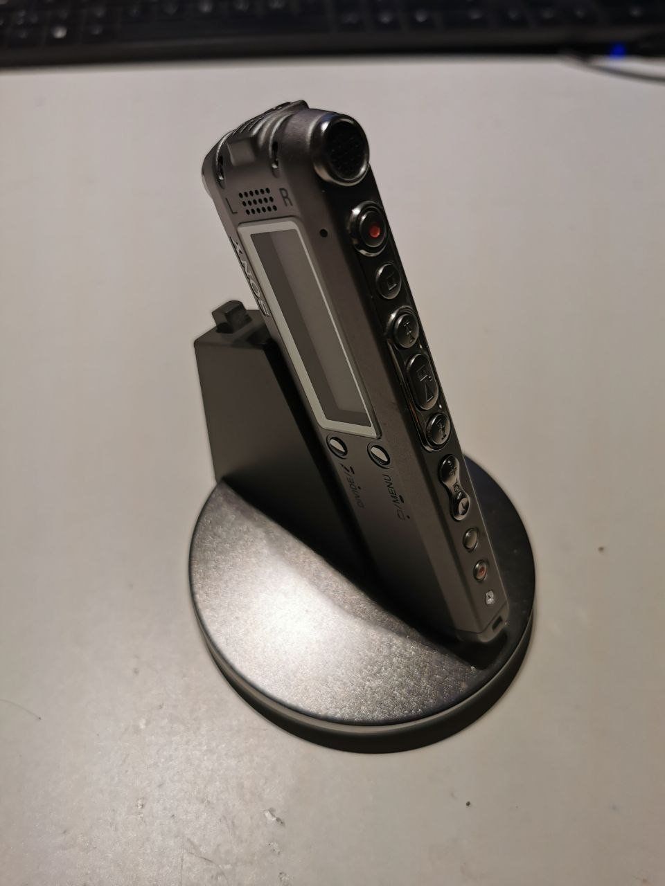 Sony Enregistreurs: Sony Digital Voice Recorder ICD-SX67 mit Dockingstation – D'occasion à Oberglatt ZH par maravilho 2