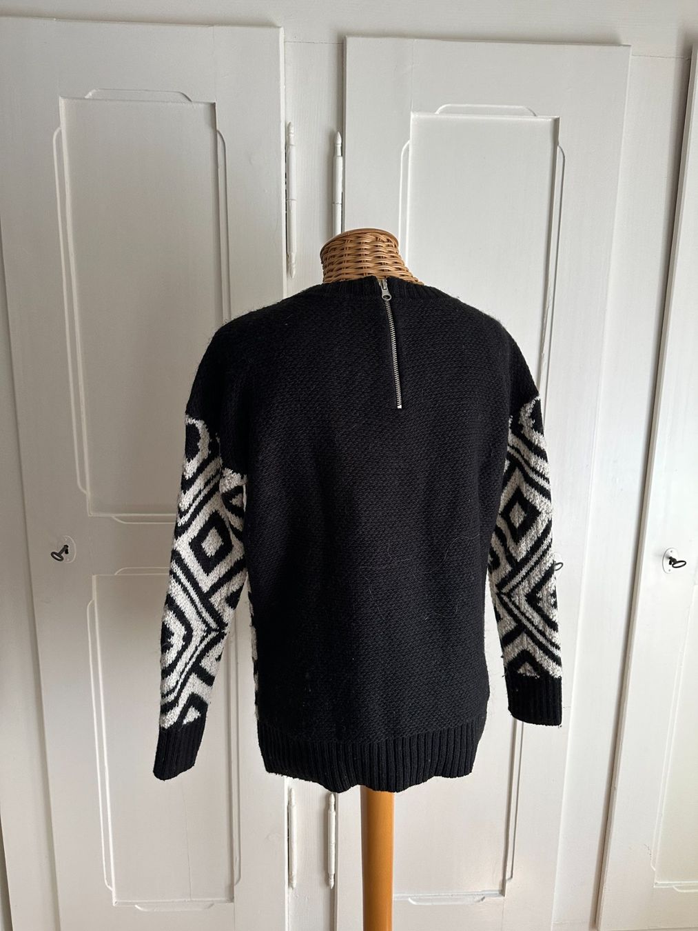 Mango Pullover & Sweatshirts: MANGO - Strickpullover schwarz-weiss S – Gebraucht aus Zürich von Diazaio 2