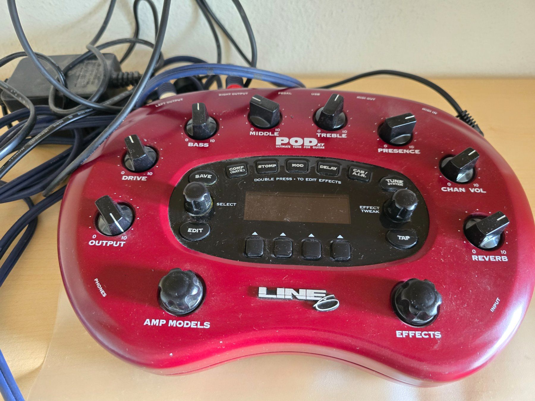 Line 6 Amplificatori: Line 6 POD XT – Usato da Zug venduto da musikundtechnik