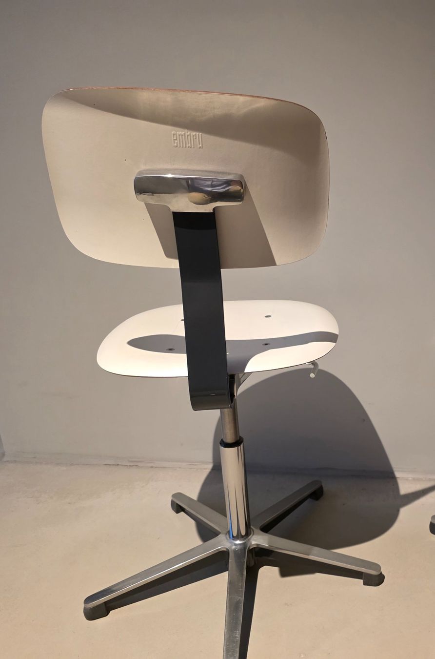 Embru Chaises: embru Schulstuhl in Weiss – D'occasion à Küsnacht ZH par Flo_zh 3
