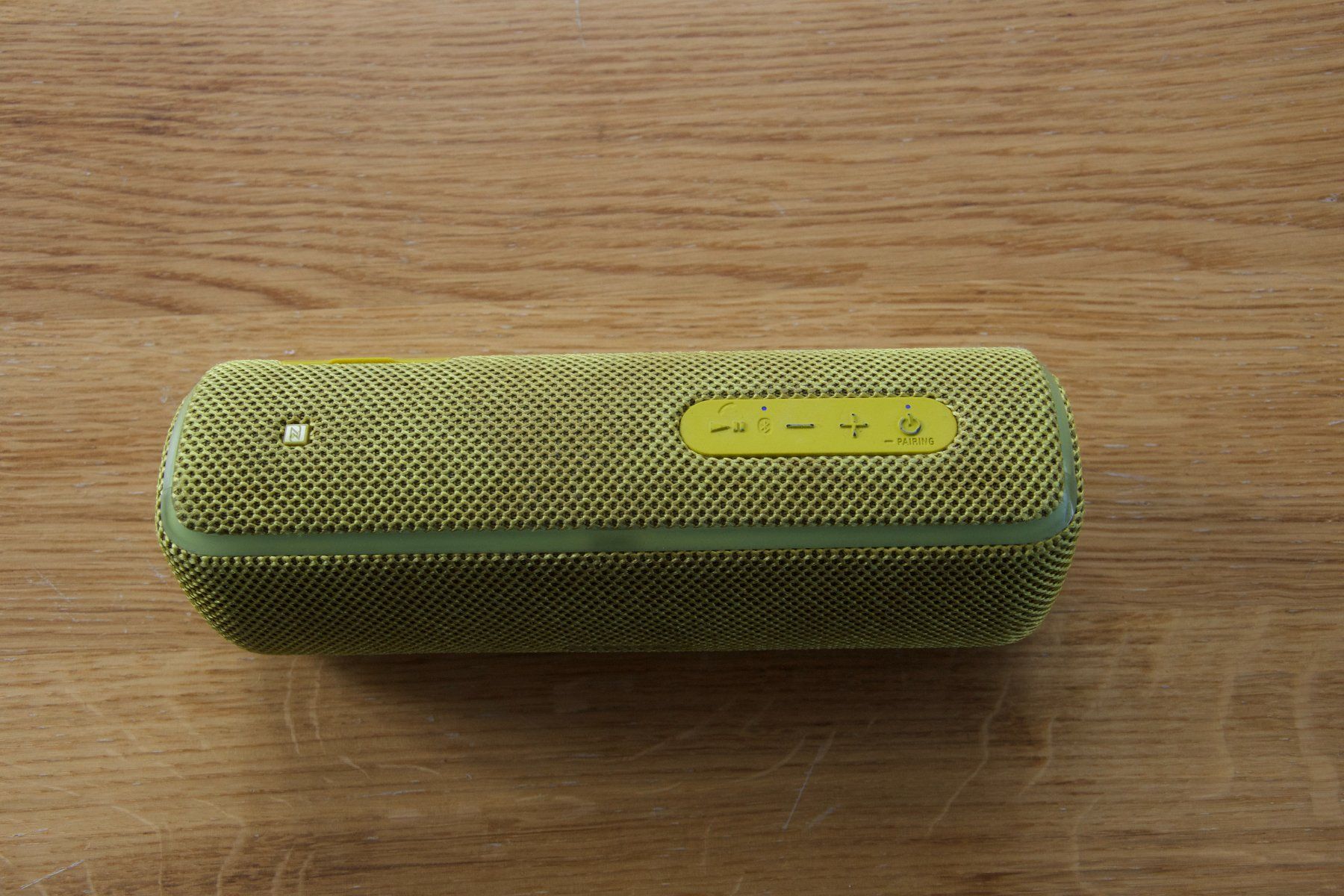 Sony Casse acustiche: Sony SRS-XB21 Bluetooth Lautsprecher, Gelb – Usato da Frauenfeld venduto da daskleinehaus