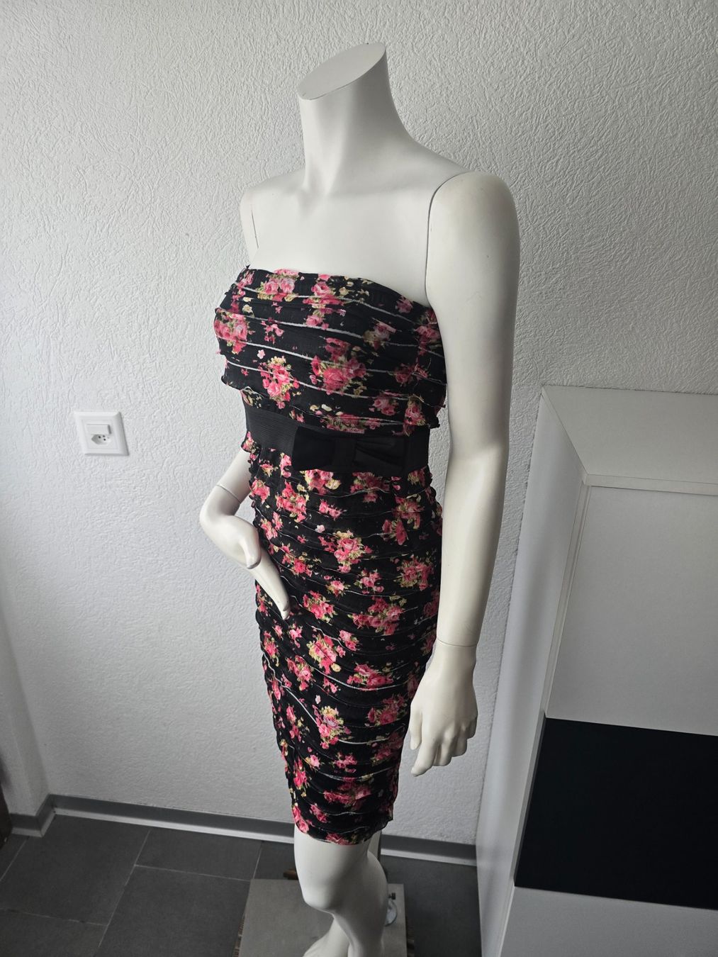Zebra Kleider: Robe Bustier ZEBRA T-M – Gebraucht aus Les Verrières von kitel79 1
