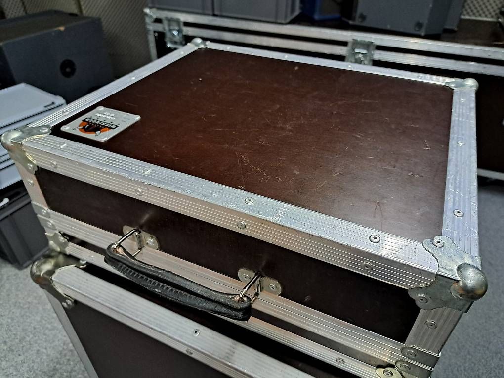 Console di mixaggio: LSC Atom Lichtsteuerpult – Usato da Uznach venduto da gartenri 4