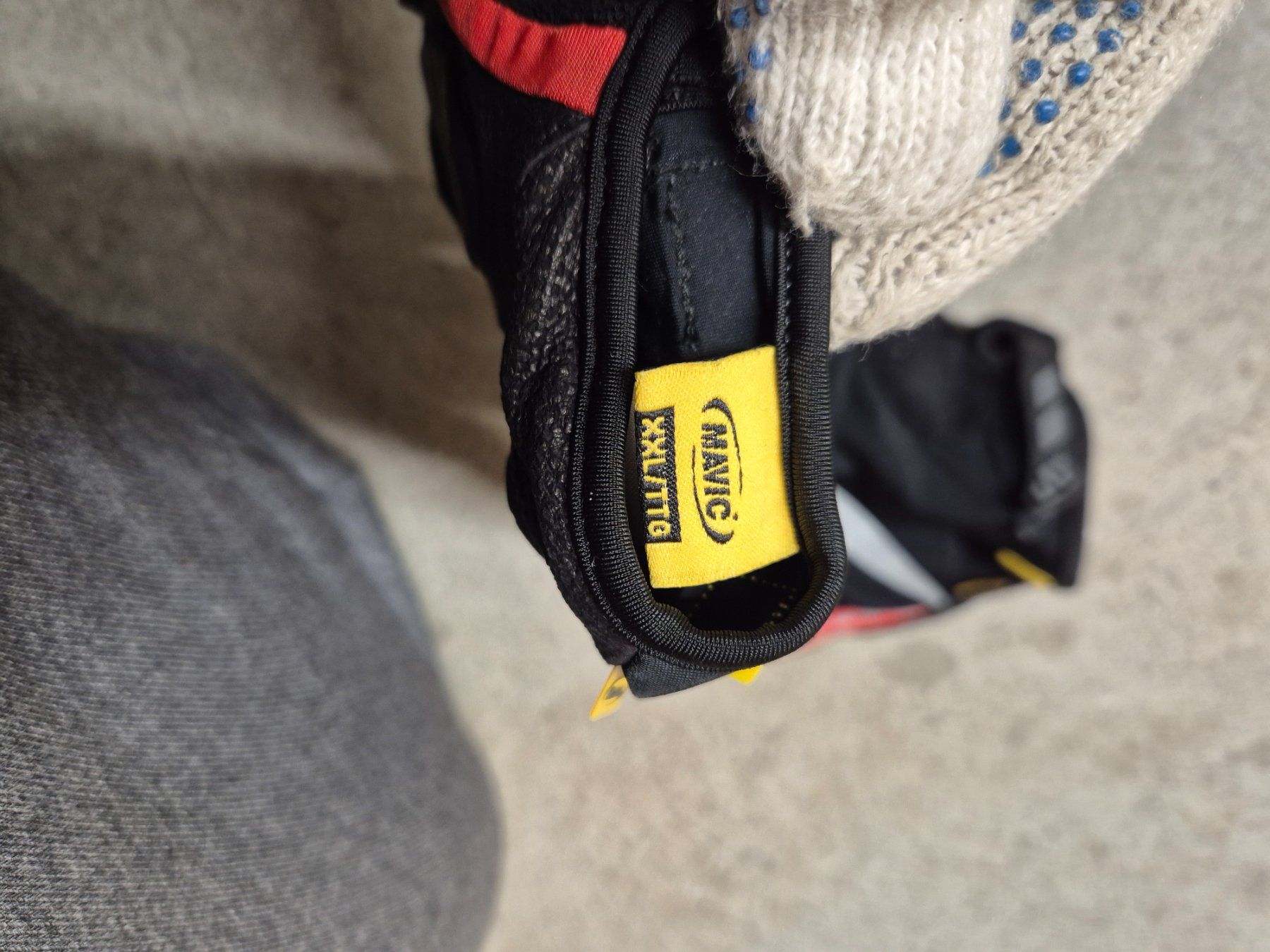 Mavic Handschuhe & Handstulpen: Mavic Handschuhe Velo/Fahrrad – Neu (gemäss Beschreibung) aus Jegenstorf von Crusty7 1