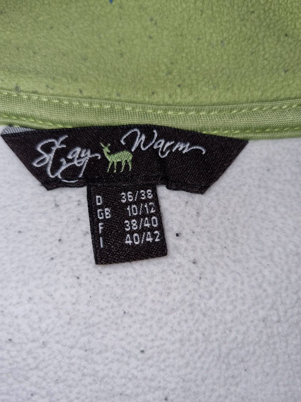 Maglioni & Felpe: Fleecepullover Damen von Tchibo – Usato da Kollbrunn venduto da Tinchjen 2