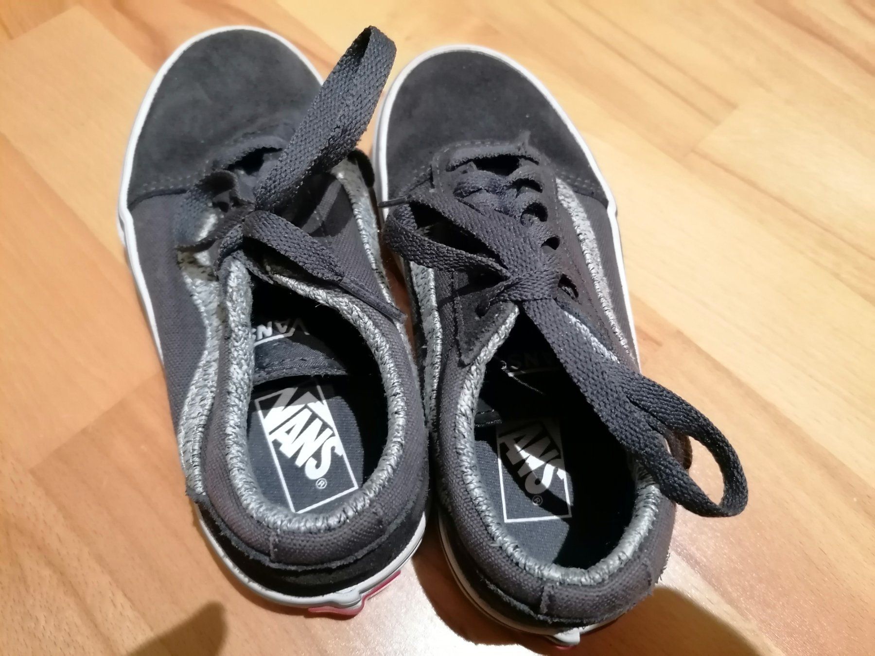 Scarpe per ragazze: Coole Vans Gr. 30.5 – Usato da Büttikon AG venduto da Amineah 1