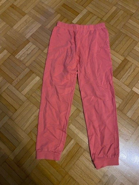 Lotti & Set di vestiti: Kleiderpaket 5-teilig Mädchen Grösse 122 – Usato da Emmen venduto da Aribini 3