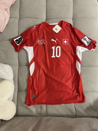Maillot Suisse Xhaka 10 Coupe du Monde 2026 PUMA Taille L