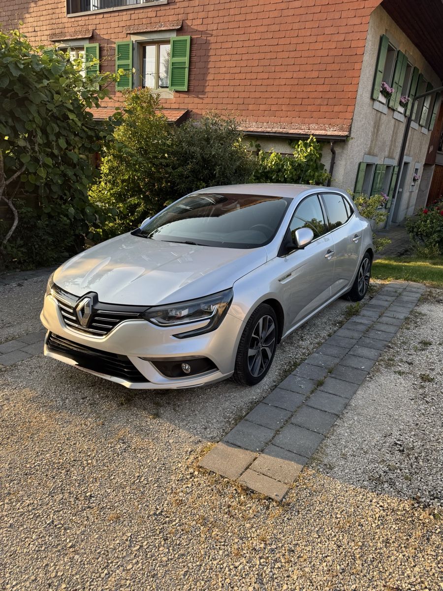 Renault Automobili: Renault Mégane TCE 130 BOSE – Usato da Villarzel venduto da Matt-93