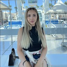 Profile image of noemi_r.