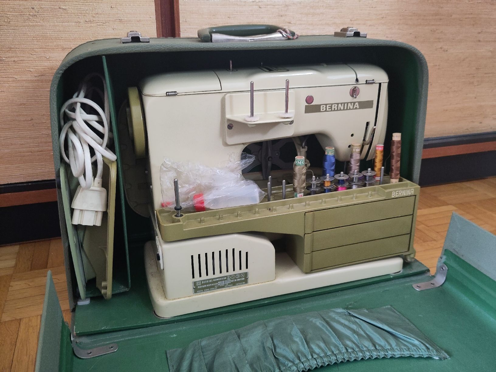 Bernina Macchine da cucire: Bernina 730 - defekt  – Difettoso da Staufen venduto da nin_pf9j 4