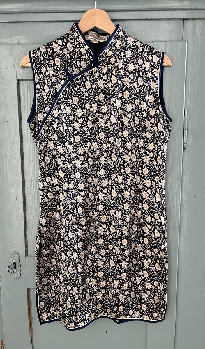 Vestiti: Kleid Gr. 38 100% Seide – Nuovo (secondo la descrizione) da Zürich venduto da Monini2