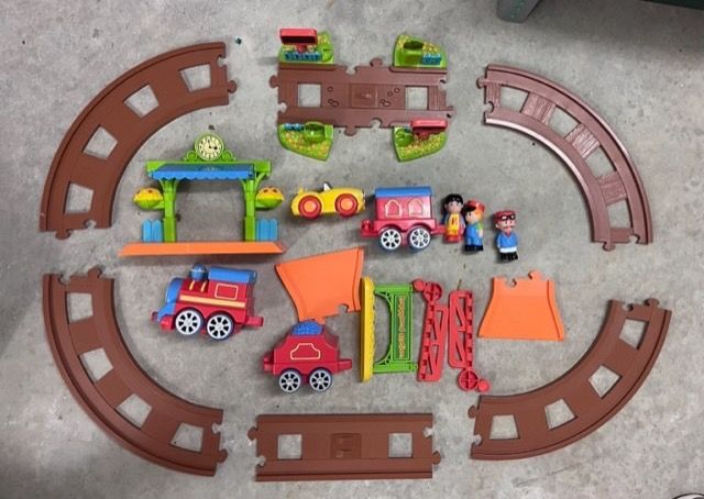 Elc train cheap table instructions