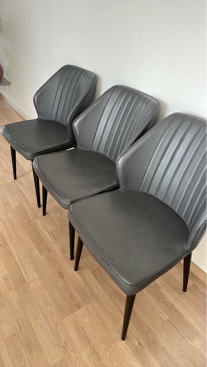 Sedie: 6er Set Vintage Stühle in Grau/Schwarz – Usato da Rotkreuz venduto da mon_p8hh