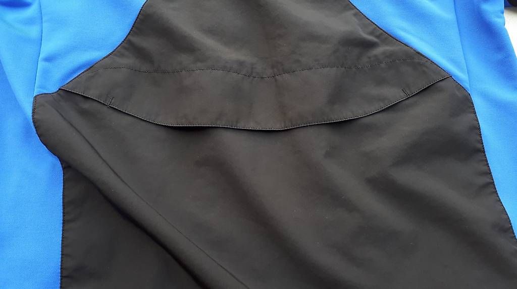 Giacche: ODLO  LAUFJACKE, LANGLAUFJACKE, GR.M – Usato da Benzenschwil venduto da islandtreter 3