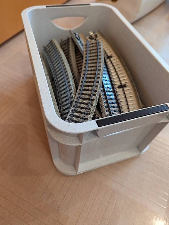 Märklin Modelleisenbahnen: Märklin H0 Schienen grosses Set – Gebraucht aus Uetikon am See von kil_zky5 1