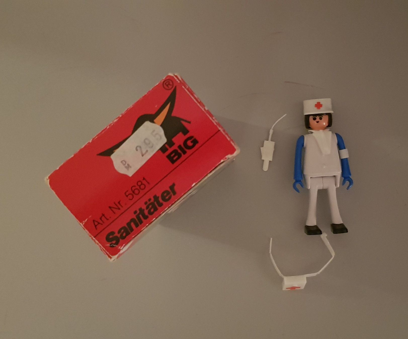 Spielzeuge: Play Big "Sanitäter Gregor" (OVP) – Gebraucht aus Aarau von Vintage1969 4