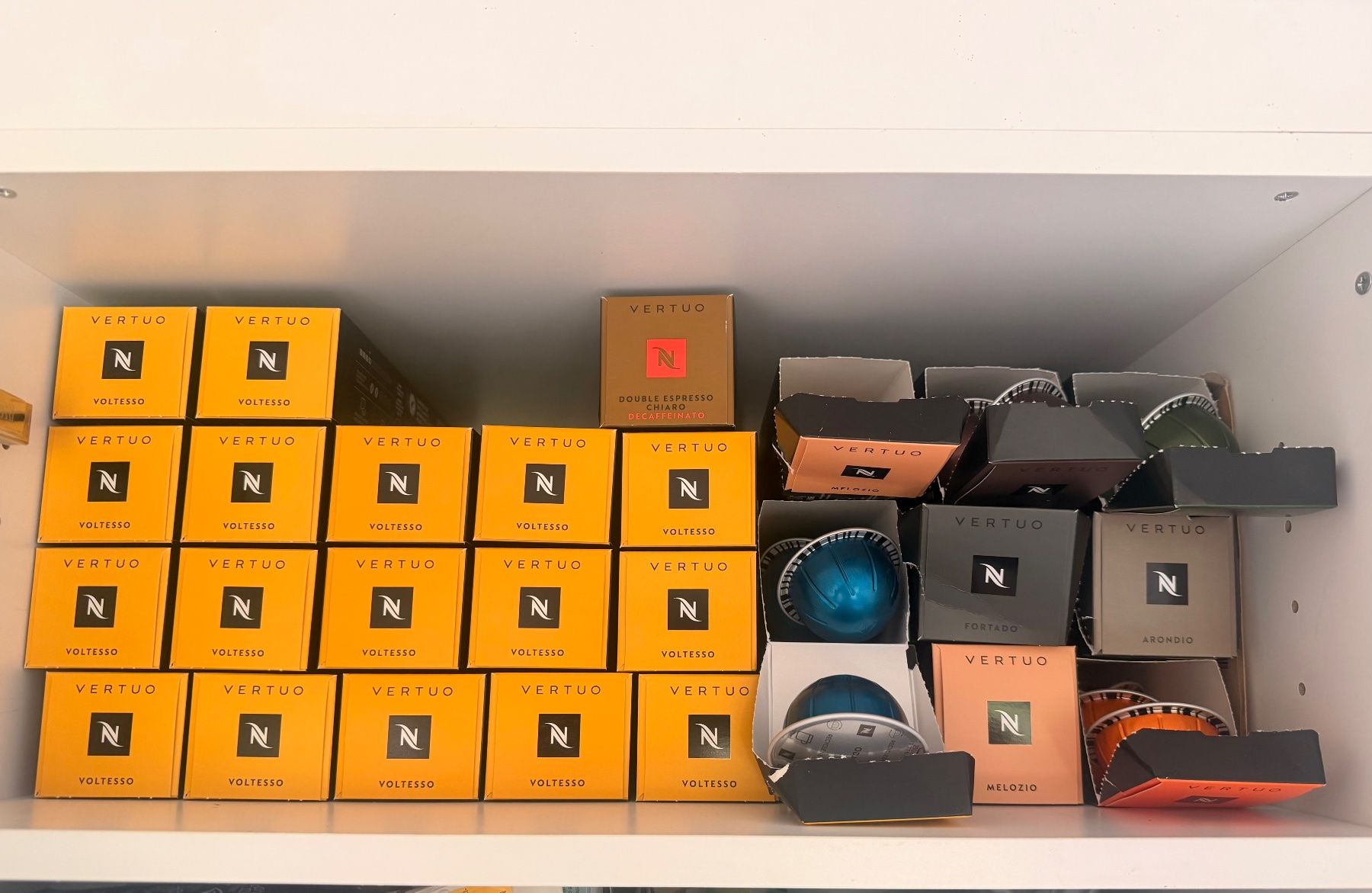 Nespresso Kaffeemaschinen & Espressomaschinen: Nespresso Kaffeemaschine – Gebraucht aus Basel von Mydonkey 4