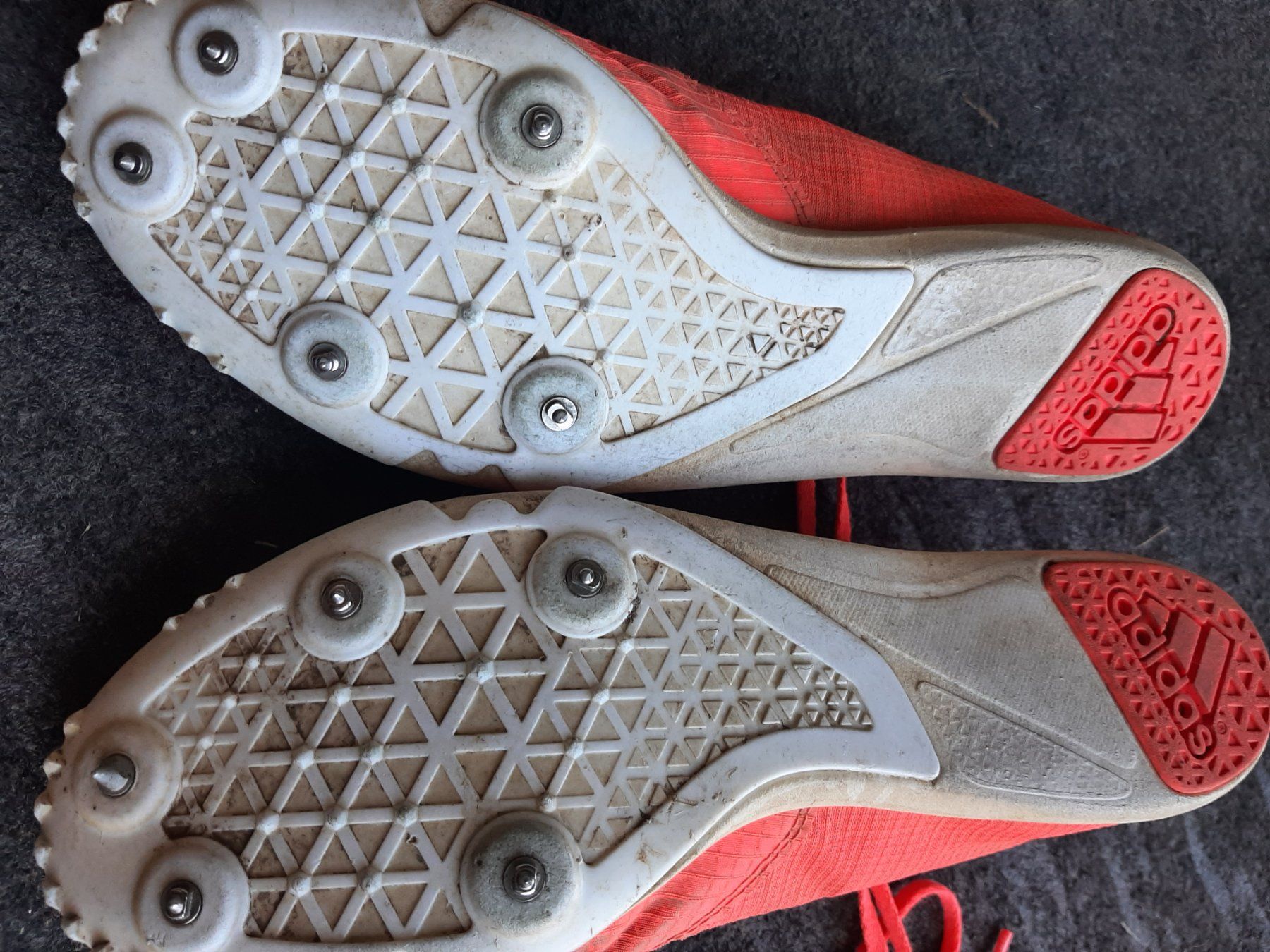 Adidas Scarpe da uomo: Nagel Schuhe adidas 41 1/3 – Usato da Benken SG venduto da Schnurzli1 1