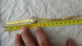 TISSOT SEHR KLEINE DAMEN UHR.HANDAUFZEUG.NICHTLAUFT--