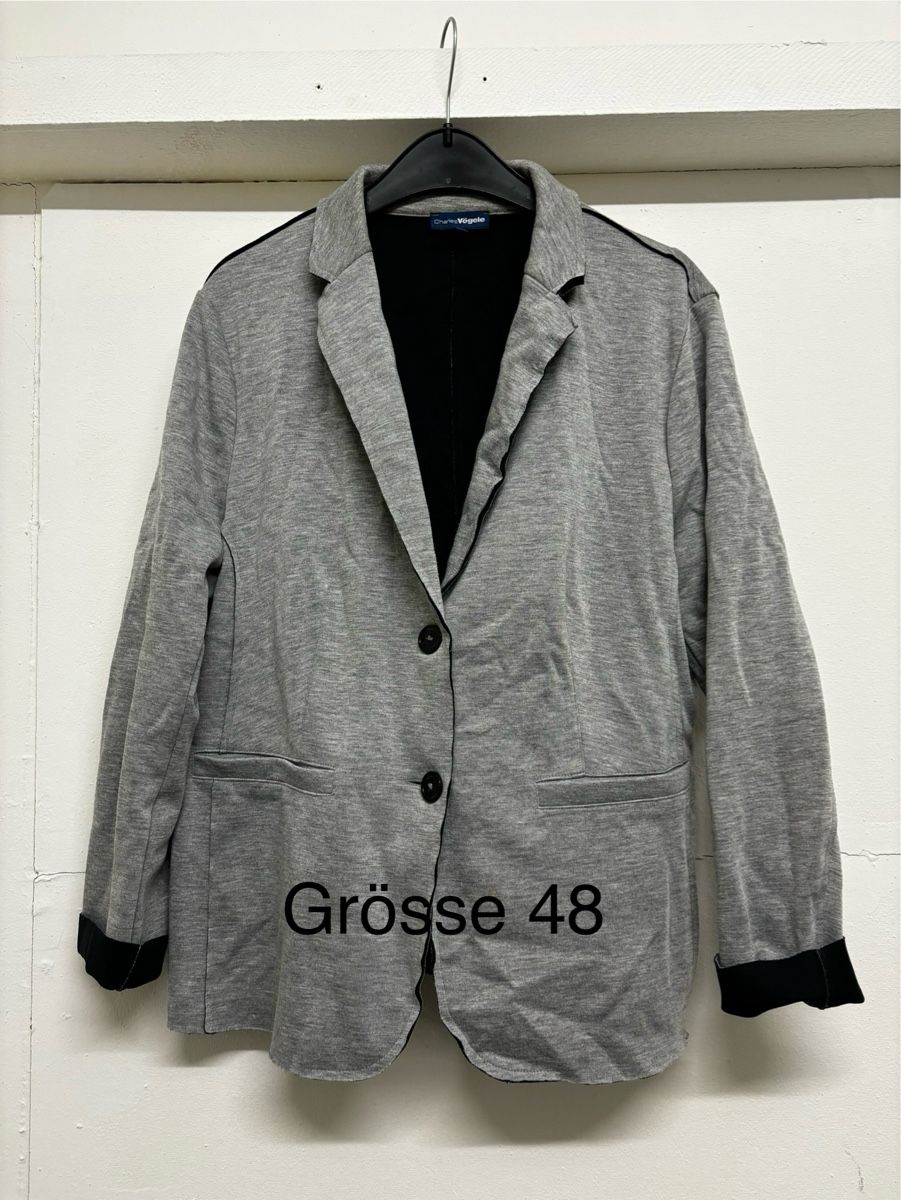 Giacche: Damen Blazer Gr. 48, Grau, sportlich elegant – Usato da Baden venduto da peace_bluemli