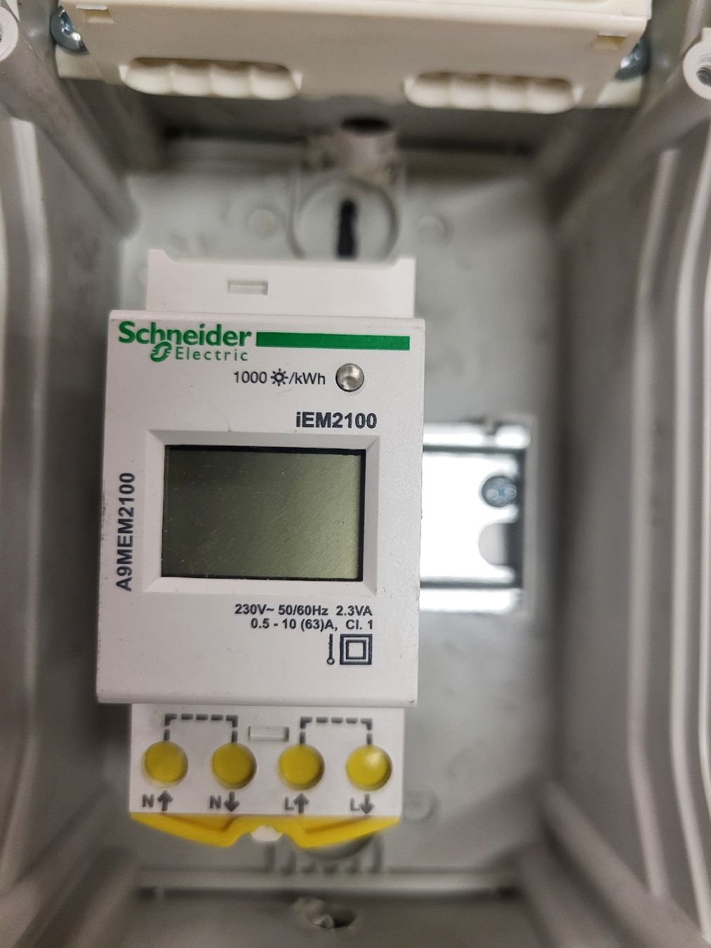 Schneider Mesurer: Schneider Energiezähler, 230V – D'occasion à Alpnach Dorf par str_jdw2 1